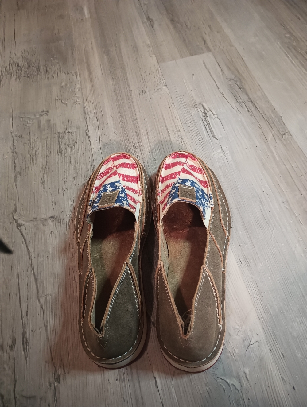 Ariat - Picture 10 of 11